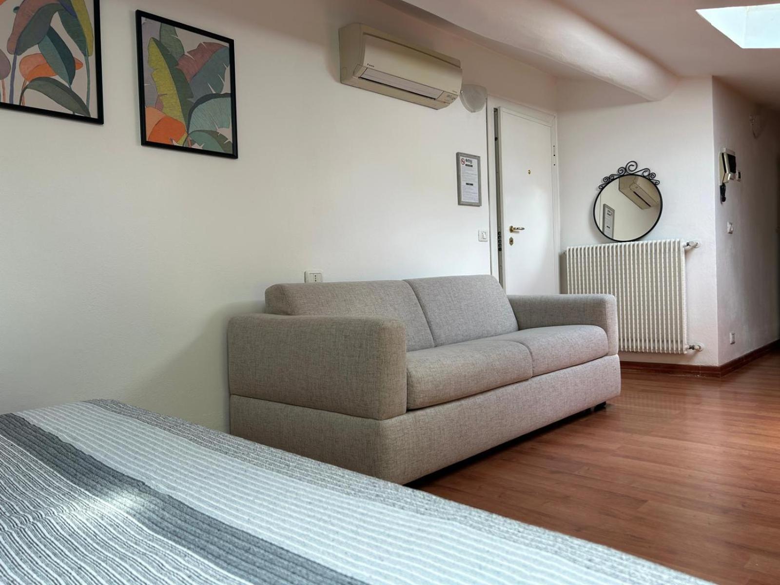 Апартаменты Nido Carrara - Immobili E Soluzioni Rent Бергамо Экстерьер фото